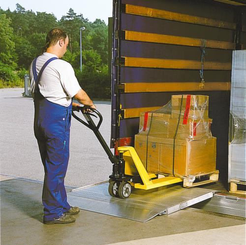 Laadbrug met rubberen profiel