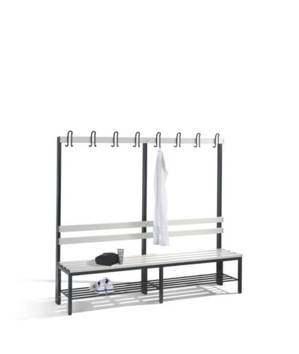 C+P Kleedkamerbank met haken en pvc-strips