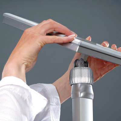 Franken Kantelbaar infodisplay, hoogte 860 - 1310 mm