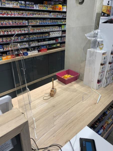 Hygiënescherm met doorgeefopening, hoogte x breedte 700 x 600 mm