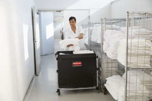 Rubbermaid In-/uitklapbare wasgoedwagen X-Cart