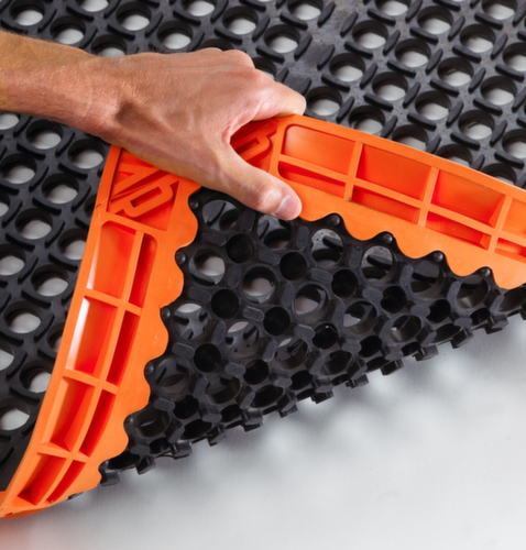 Antivermoeidheidsmat Groningen met geperforeerd oppervlak