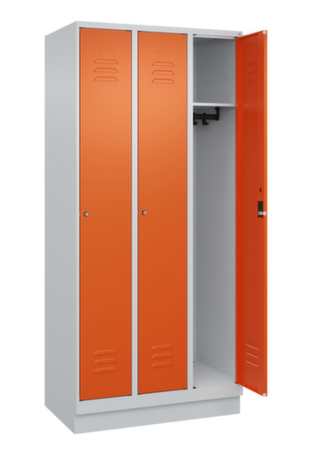 C+P locker Classic Plus met 3 vakken, vakbreedte 300 mm