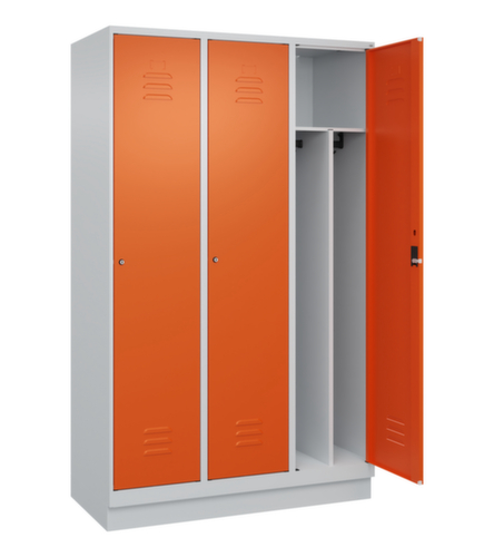 C+P Locker Classic Plus voor scheiding van kleding, vakbreedte 400 mm