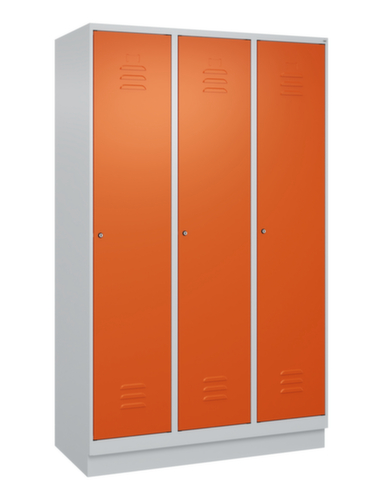 C+P Locker Classic Plus voor scheiding van kleding, vakbreedte 400 mm