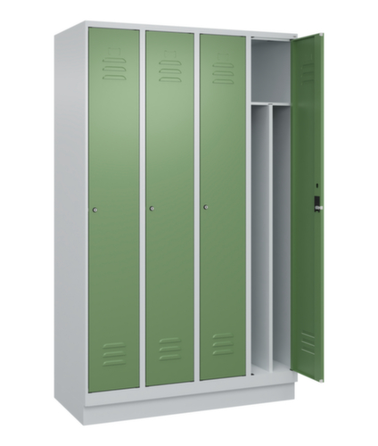 C+P Locker Classic Plus voor scheiding van kleding, vakbreedte 300 mm