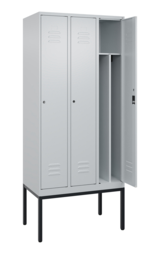 C+P Locker Classic Plus voor scheiding van kleding, vakbreedte 300 mm
