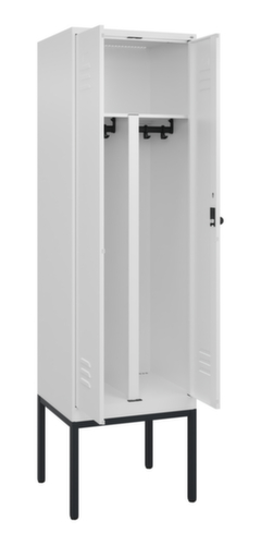C+P Locker met zitbank Classic Plus voor scheiding van kleding, vakbreedte 300 mm