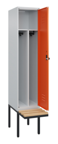 C+P Locker met zitbank Classic Plus voor scheiding van kleding, vakbreedte 400 mm