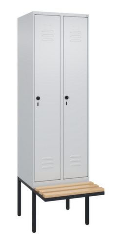 C+P Locker met zitbank Classic Plus voor scheiding van kleding, vakbreedte 300 mm