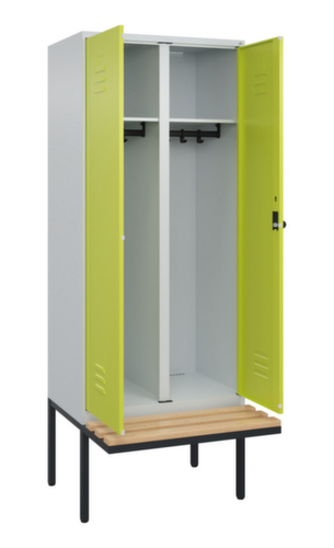 C+P Locker met zitbank Classic Plus voor scheiding van kleding, vakbreedte 400 mm