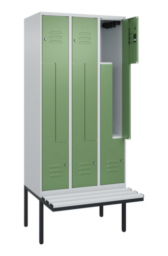 C+P Z-locker Classic Plus met ondergebouwde bank, vakbreedte 300 mm