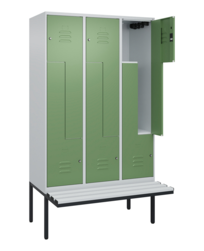 C+P Z-locker Classic Plus met ondergebouwde bank, vakbreedte 400 mm