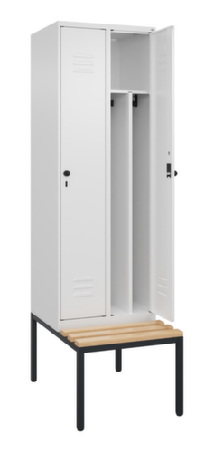 C+P Locker met zitbank Classic Plus voor scheiding van kleding, vakbreedte 300 mm