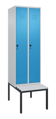 C+P Locker met zitbank Classic Plus voor scheiding van kleding, vakbreedte 300 mm