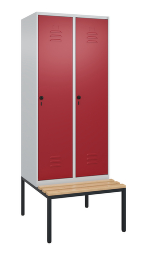 C+P Locker met zitbank Classic Plus voor scheiding van kleding, vakbreedte 400 mm