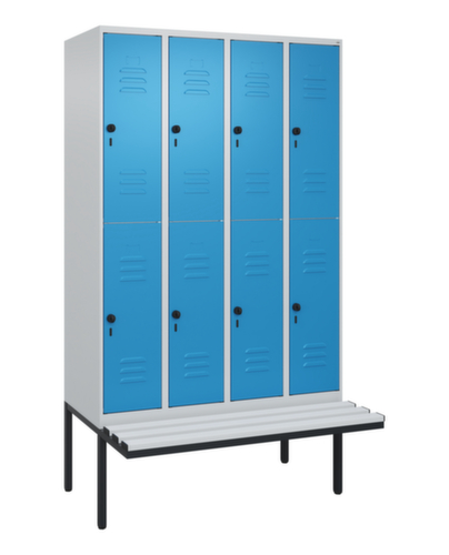 C+P dubbeldekse locker Classic Plus met bank, vakbreedte 300 mm