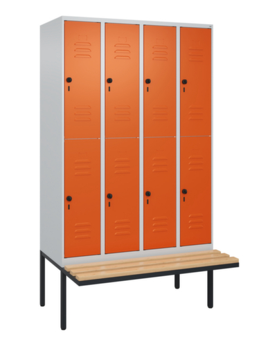 C+P dubbeldekse locker Classic Plus met bank, vakbreedte 300 mm