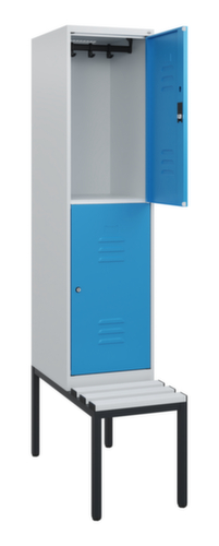 C+P dubbeldekse locker Classic Plus met bank, vakbreedte 400 mm