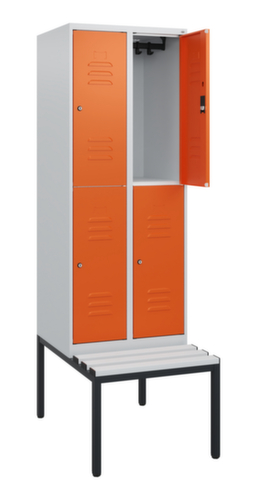 C+P dubbeldekse locker Classic Plus met bank, vakbreedte 300 mm