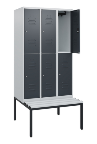 C+P dubbeldekse locker Classic Plus met bank, vakbreedte 300 mm