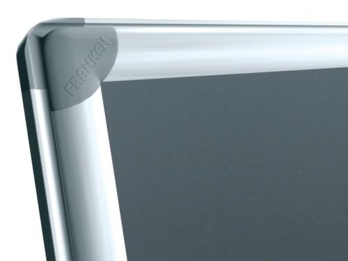 Franken prikbord voor wandrailsysteem