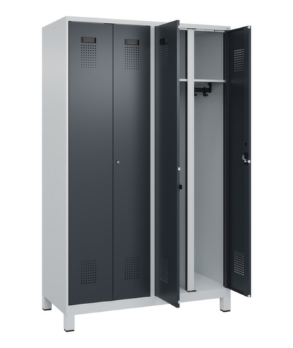 C+P locker voor scheiding van kleding Evolo PLUS met dubbele vakken, vakbreedte 300 mm