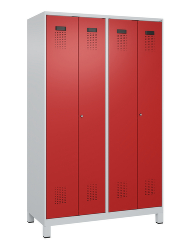 C+P Locker met zitbank Evolo PLUS voor scheiding van kleding, vakbreedte 300 mm