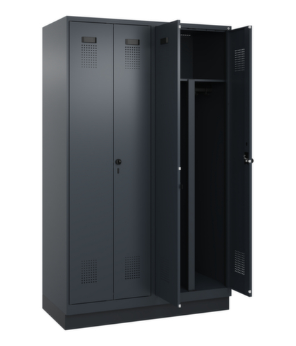 C+P Locker met zitbank Evolo PLUS voor scheiding van kleding, vakbreedte 300 mm