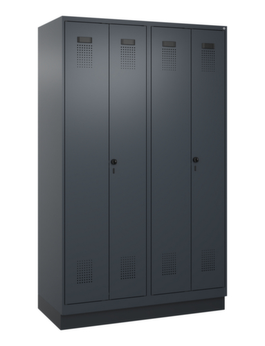 C+P Locker met zitbank Evolo PLUS voor scheiding van kleding, vakbreedte 300 mm