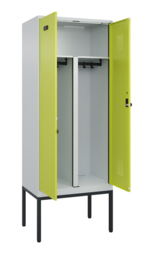 C+P Locker met zitbank Evolo PLUS voor scheiding van kleding, vakbreedte 400 mm