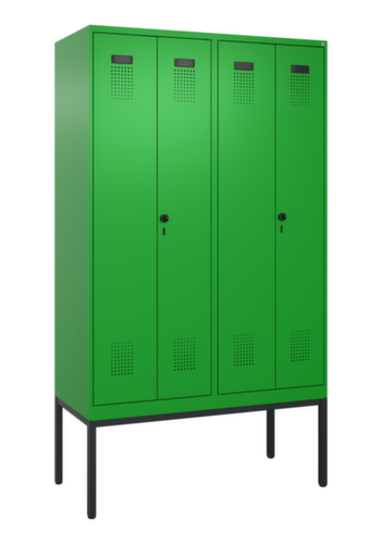 C+P Locker met zitbank Evolo PLUS voor scheiding van kleding, vakbreedte 300 mm