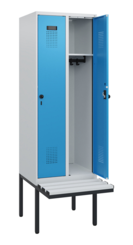 C+P locker Evolo PLUS met zwevende bank, vakbreedte 300 mm
