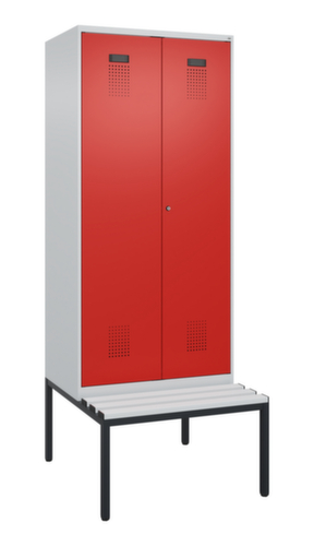 C+P PBM-locker Evolo PLUS voor het gescheiden opbergen van kleding met bank, vakbreedte 400 mm