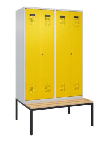 C+P PBM-locker Evolo PLUS voor het gescheiden opbergen van kleding met bank, vakbreedte 300 mm