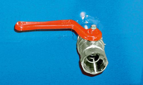 Bauer Kiepwagen voor spaanders met kraan