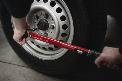 GEDORE R68900300 Momentsleutel 1/2" 60-300 N-m 575 mm