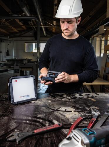 Scangrip floodlight-straler VEGA 2 CONNECT met statief