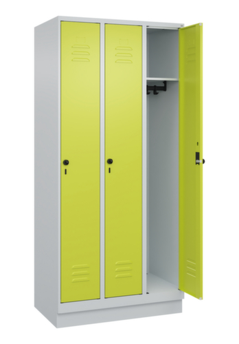 C+P locker Classic Plus met 3 vakken, vakbreedte 300 mm