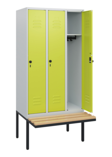 C+P locker Classic Plus met bank, vakbreedte 300 mm