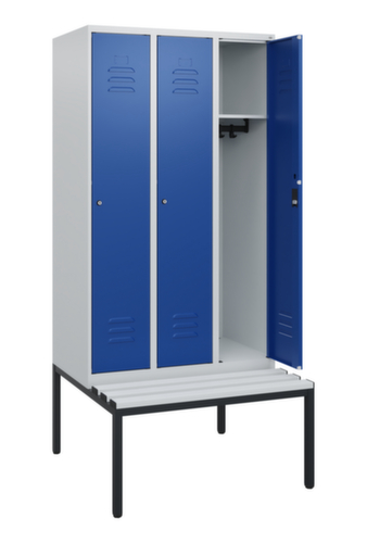 C+P locker Classic Plus met bank, vakbreedte 300 mm