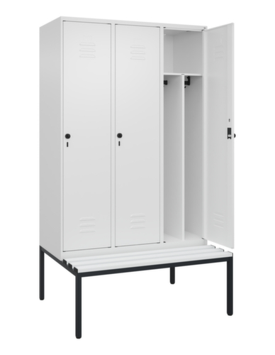 C+P Locker met zitbank Classic Plus voor scheiding van kleding, vakbreedte 400 mm