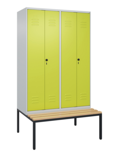 C+P Locker met zitbank Classic Plus voor scheiding van kleding, vakbreedte 300 mm