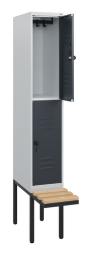 C+P dubbeldekse locker Classic Plus met bank, vakbreedte 300 mm
