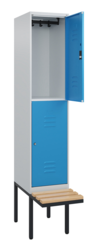 C+P dubbeldekse locker Classic Plus met bank, vakbreedte 400 mm