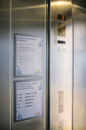 Durable Infoframe DURAFRAME®, DIN A4, achterzijde zelfklevend