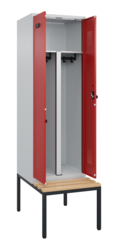 C+P PBM-locker Evolo PLUS voor het gescheiden opbergen van kleding met bank, vakbreedte 300 mm