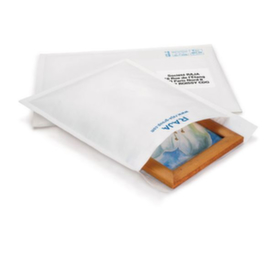 Witte luchtkussenenvelop