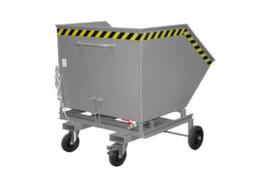 Bauer Kiepwagen voor spaanders met kraan