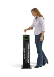 Afvalverzamelaar voor oude accu’s van kunststof in zwart/geel